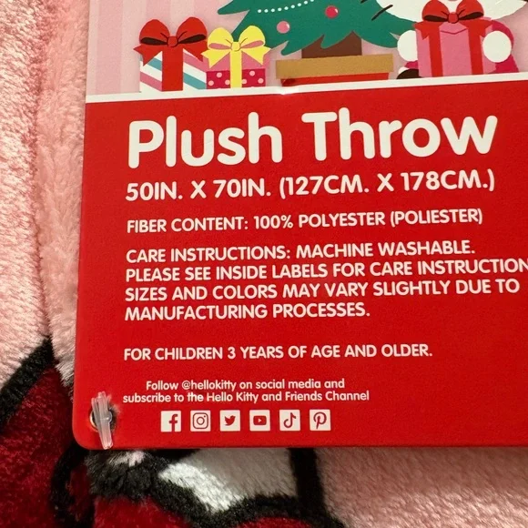 Hello kitty snowman Christmas blanket. - Picture 6 of 7